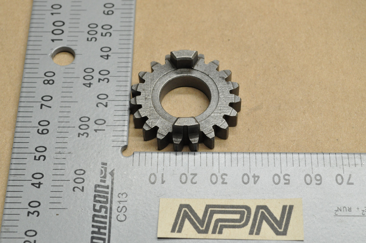 NOS Honda CA110 C110 Transmission Main Shaft Second 2nd Gear 19T 23431-011-010