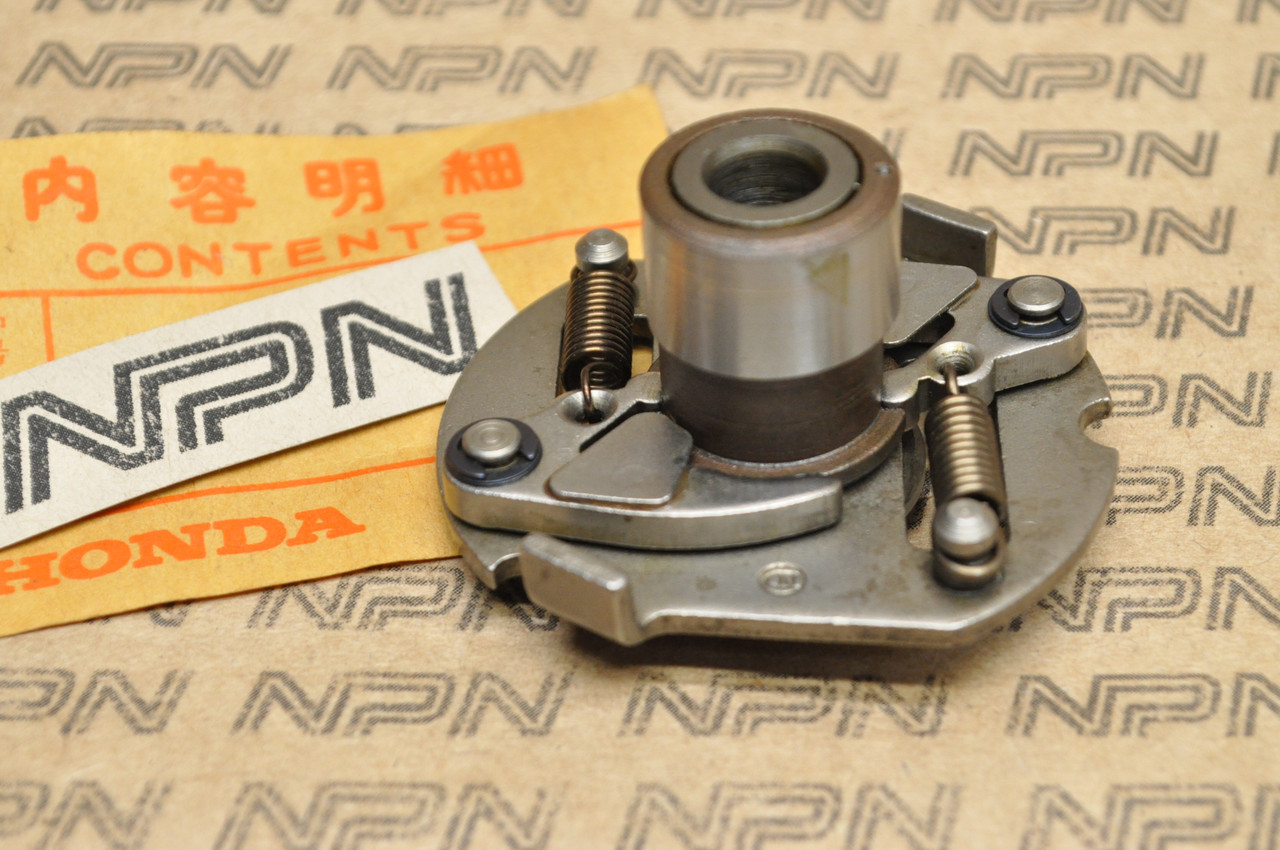 NOS Honda C92 CA95 CB92 Spark Advance Advancer 30220-202-004