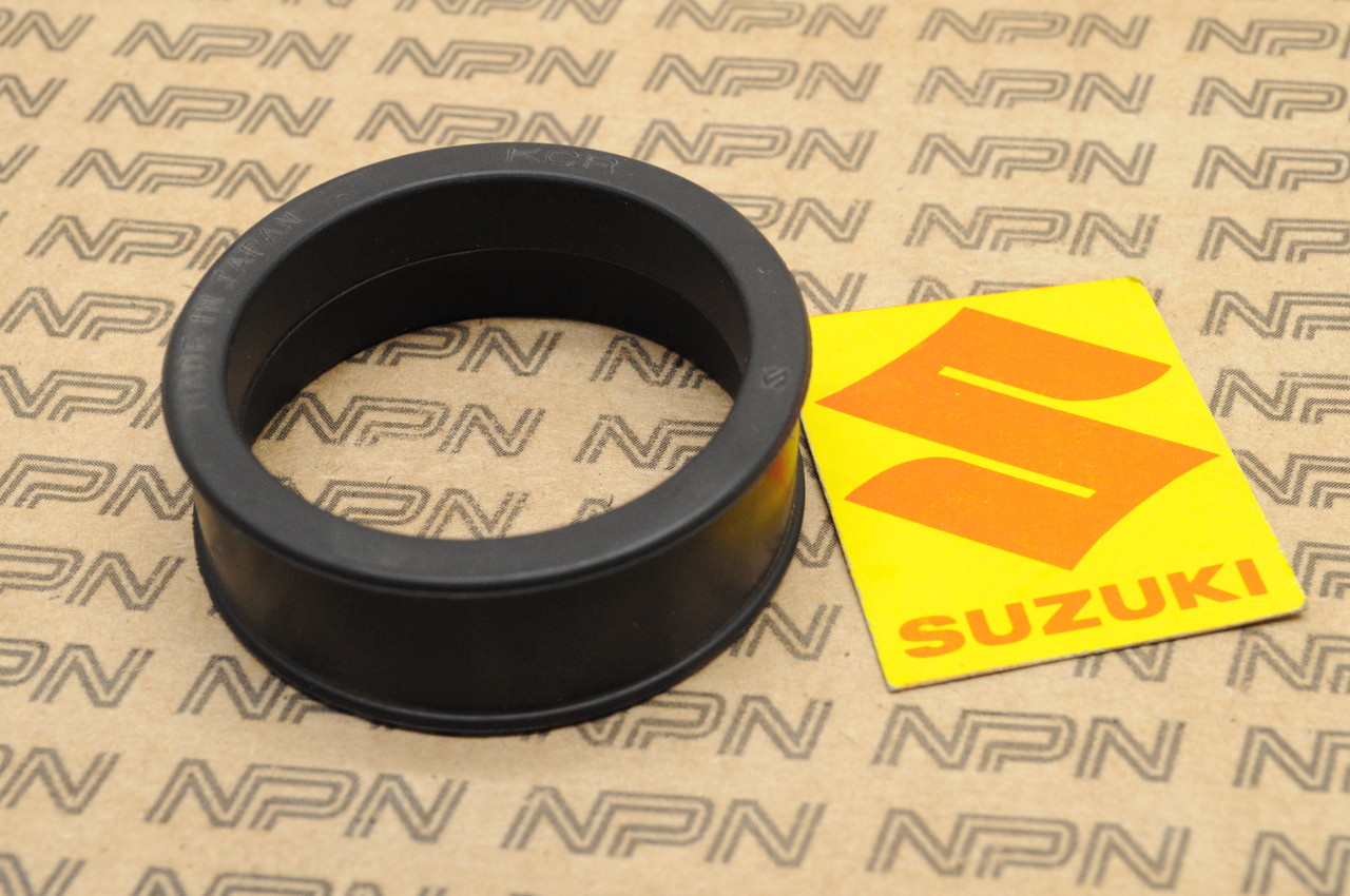 NOS Suzuki 1973-77 TS400 Exhaust Muffler Connector Gasket Boot