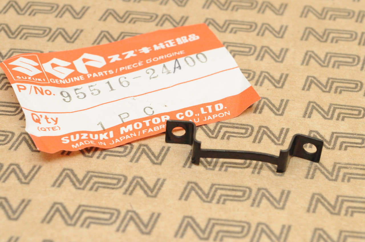 NOS Suzuki GV1400 Side Saddle Bag Luggage Lid Lock Magnet Holder 95516-24A00