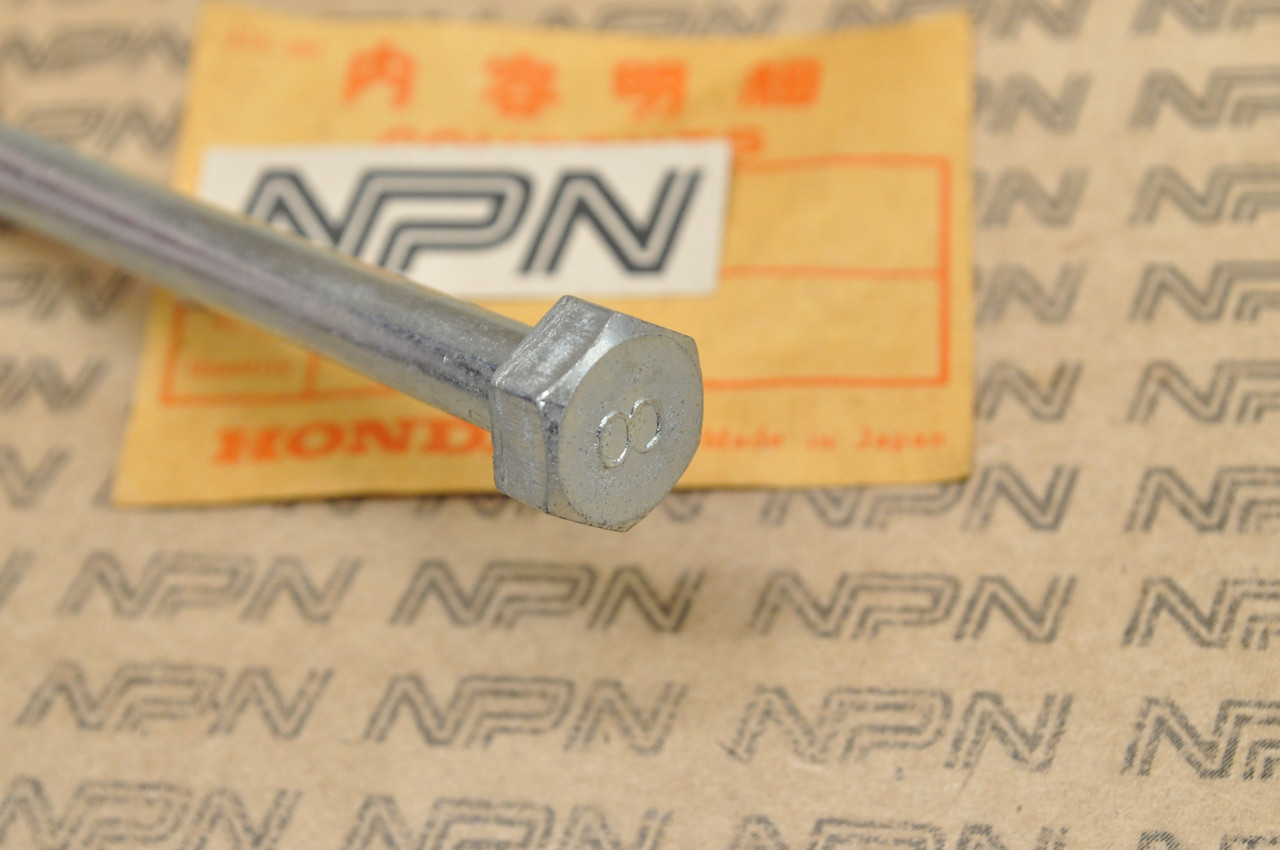NOS Honda Z50 K0 & K1 Silver Tag Large 8 Engine Motor Mount Bolt 8x109 92000-08109-0A