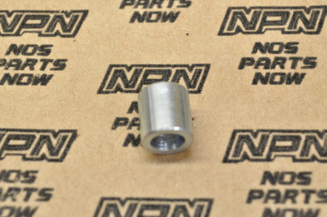 NOS Honda CB500 CB750 CB900 CX500 GL1100 GL1200 GL500 Collar 37243-323-700