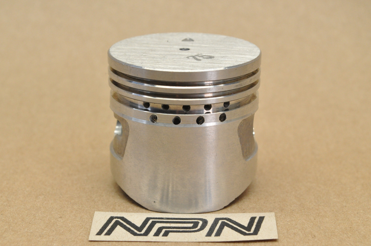 NOS Honda QA50 K0-K3 Piston .75 Oversize 13104-081-000
