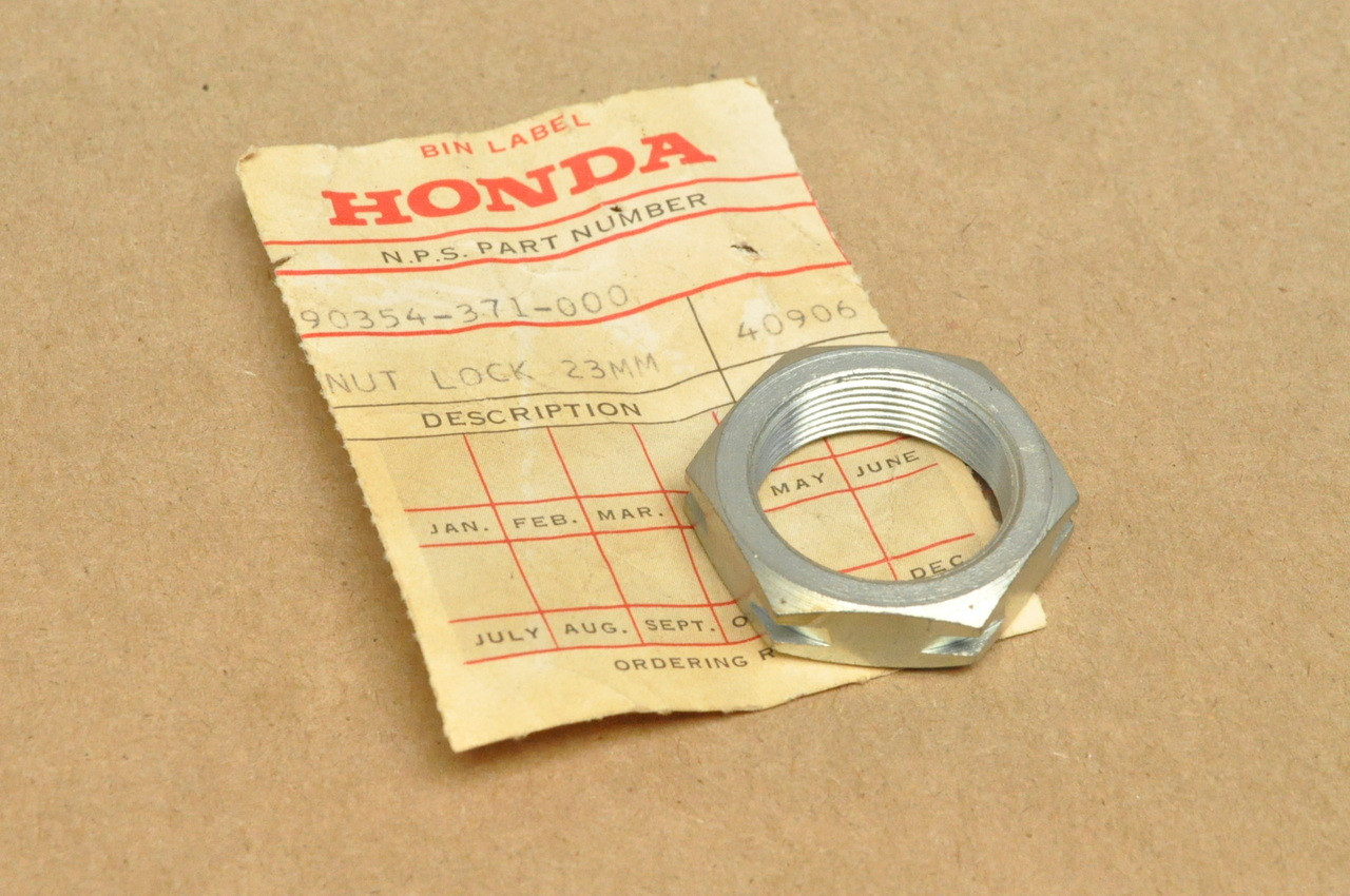 NOS Honda GL1000 Gold Wing Swing Arm Pivot Lock Nut 90354-371-000