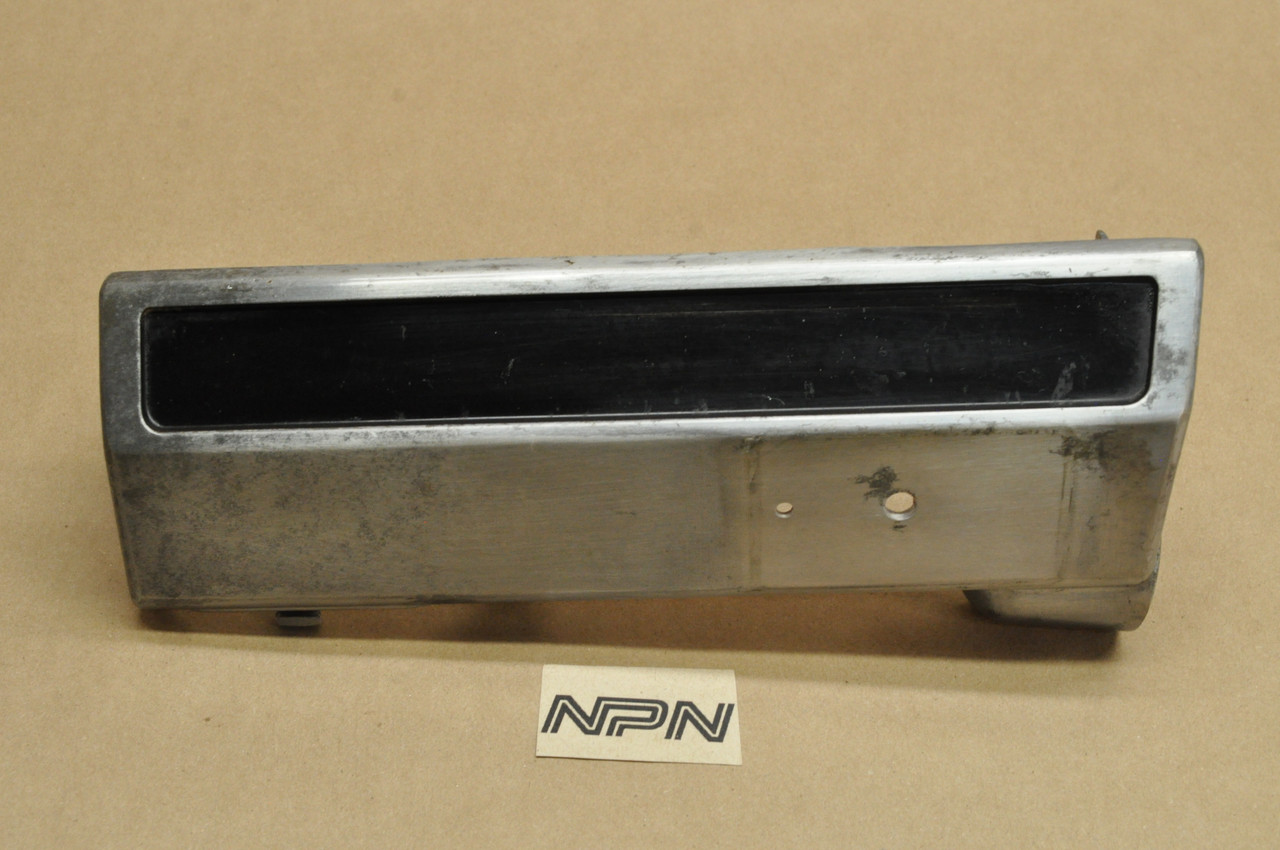 Vintage OEM Honda 1982 VF750 C V45 Magna Left Radiator Cover 19111-MB1-670