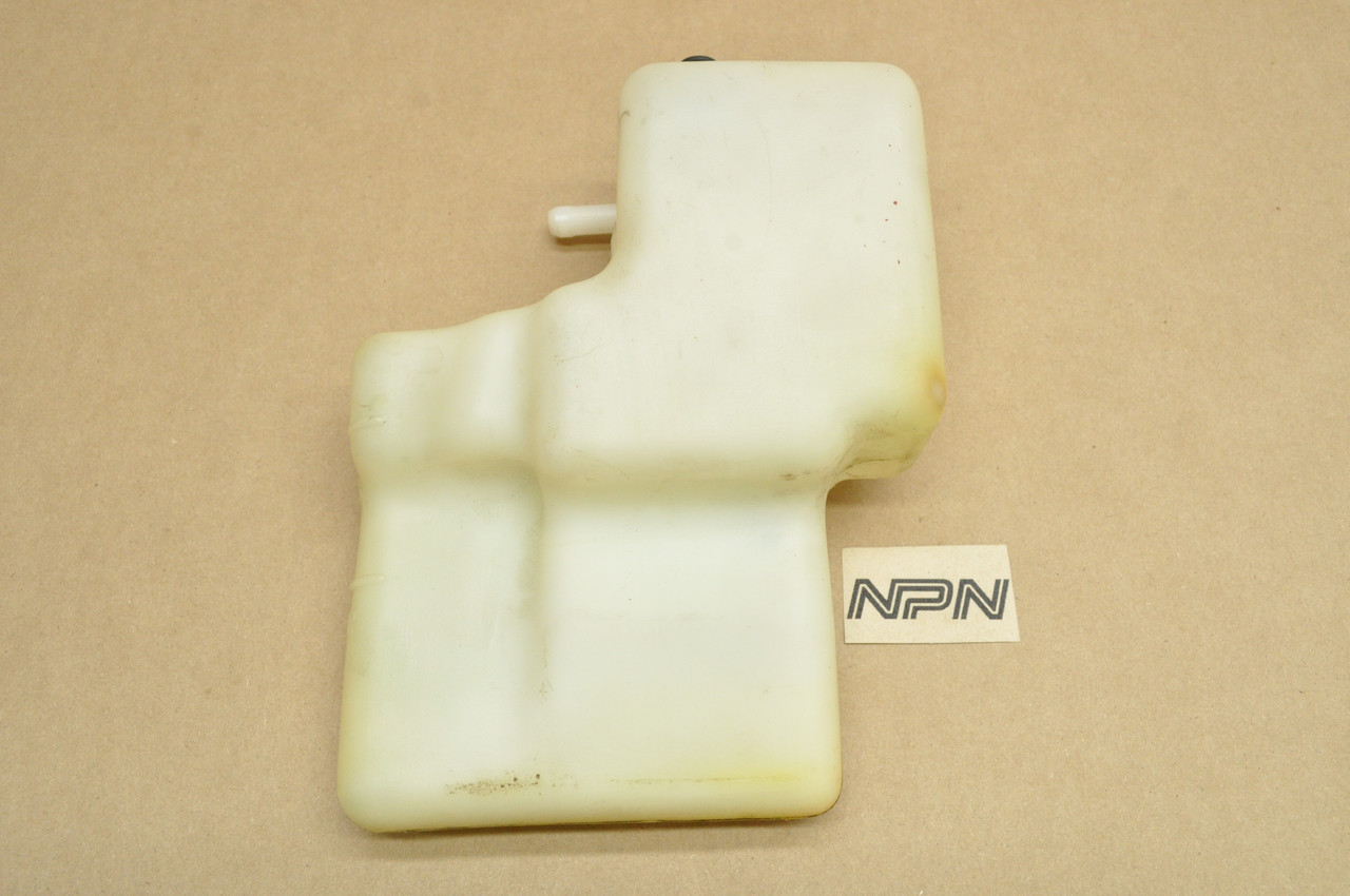 Vtg OEM Honda 84 VF700 C 82-83 VF750 C Radiator Water Coolant Reserve Tank 19101-MB1-000