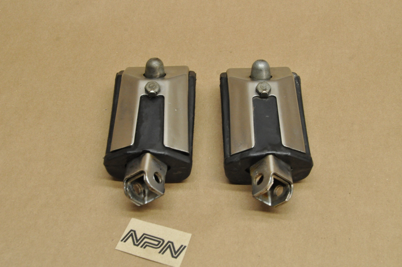 Vtg OEM Honda 1982 VF750 C V45 Magna Sabre Left & Right Main Foot Peg Rest 50630-MB1-000