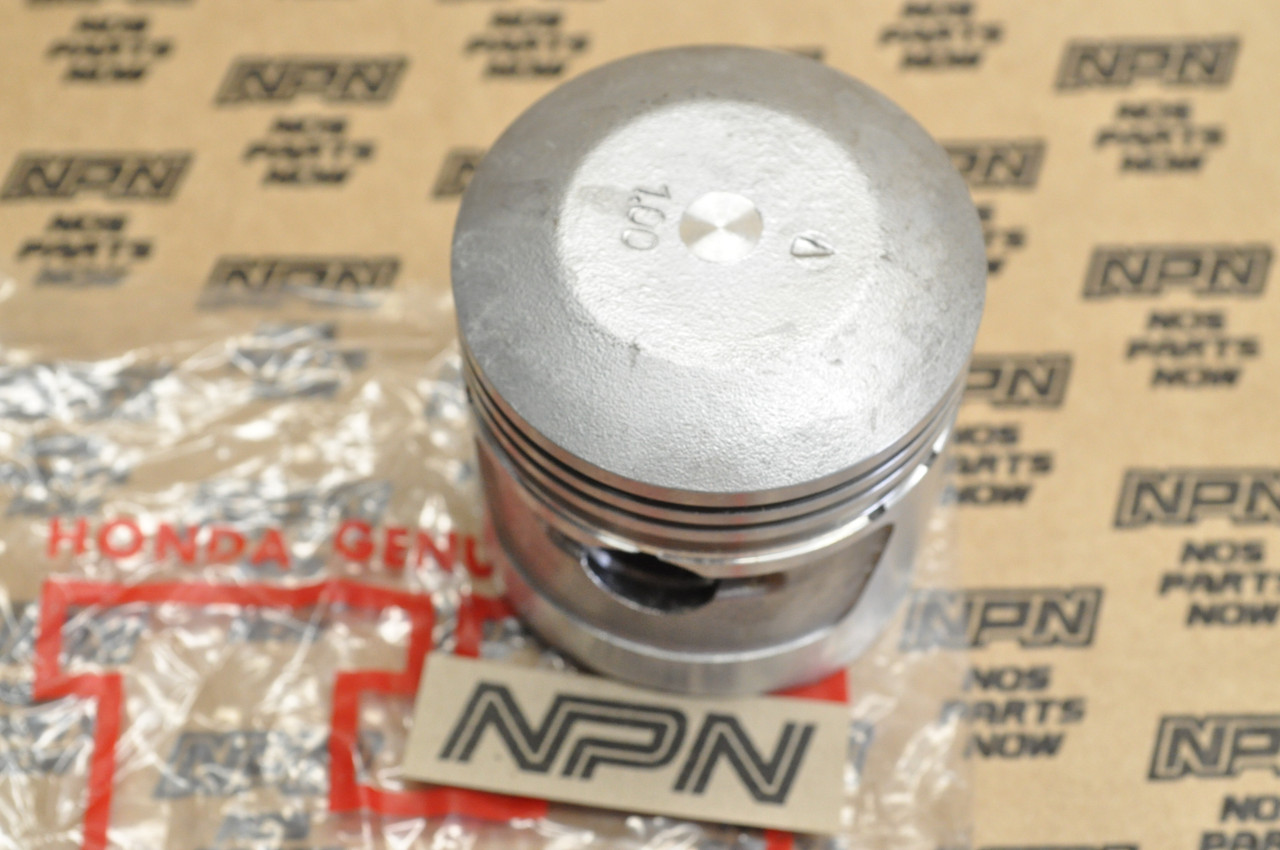 NOS Honda C200 CA200 CT200 Piston 1.00 Oversize 13105-030-000