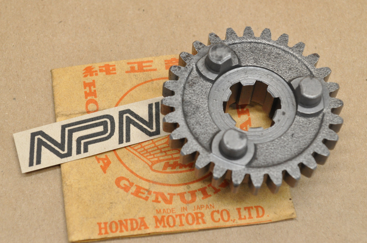 NOS Honda C110 CA110 Second 2nd Countershaft Transmission Gear 23441-011-020