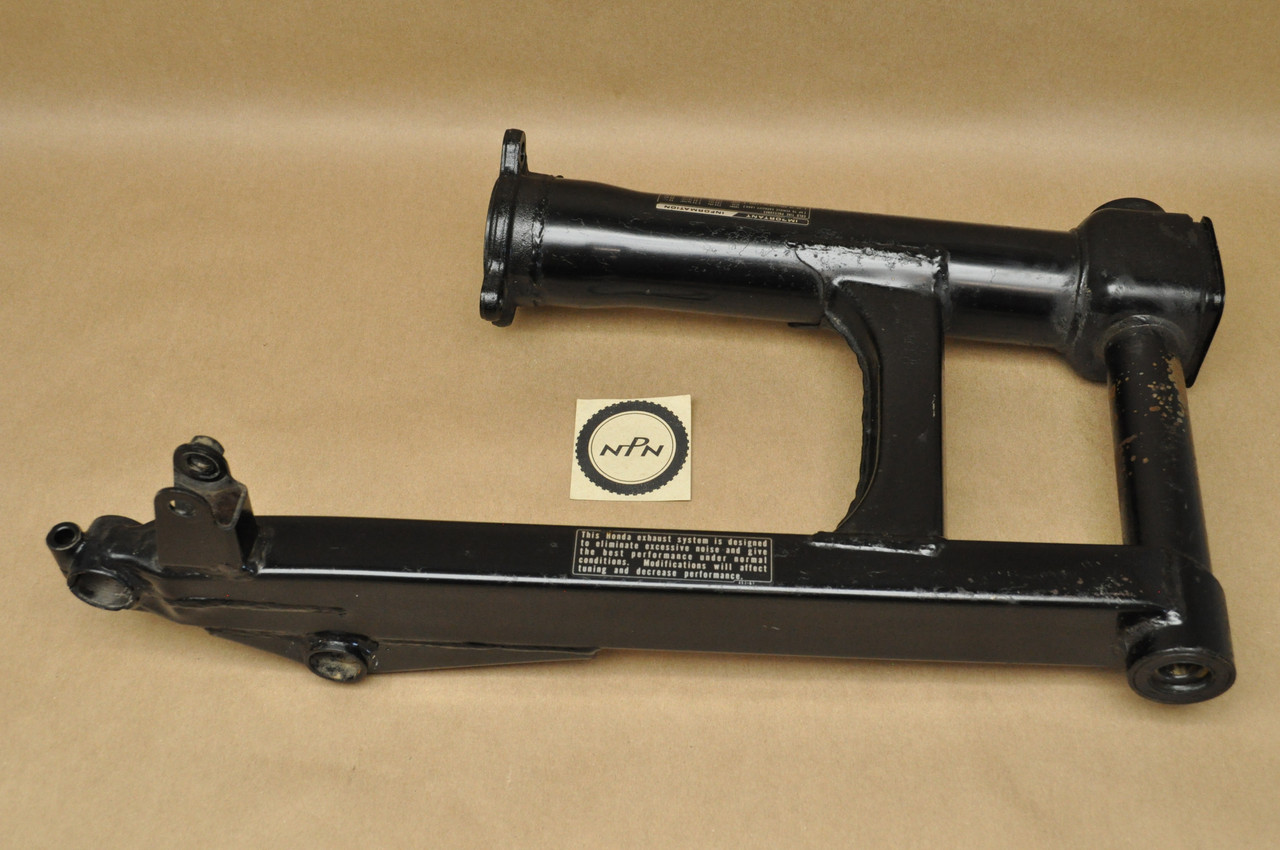 Vintage OEM Honda 1982 VF750 C V45 Magna Swing Arm 52100-MB1-000 ZA
