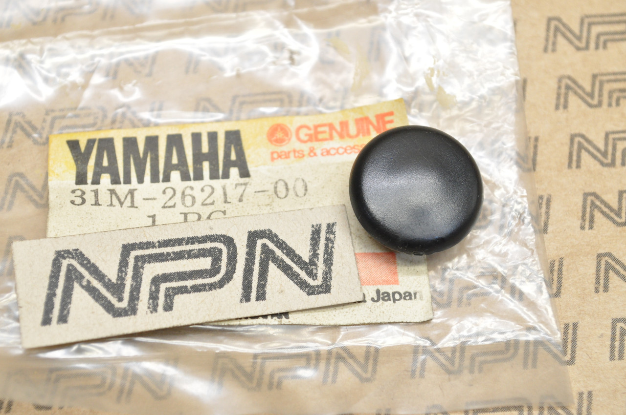 NOS Yamaha 1983-85 XVZ12 Handle Bar Upper Cover Cap 31M-26217-00