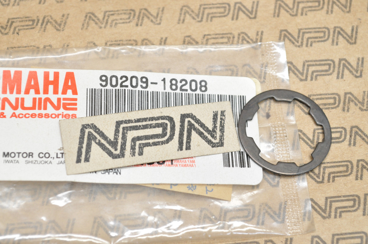 NOS Yamaha BW200 FZR600 SR185 TT350 YFM350 YZ125 YZ80 Washer 90209-18208