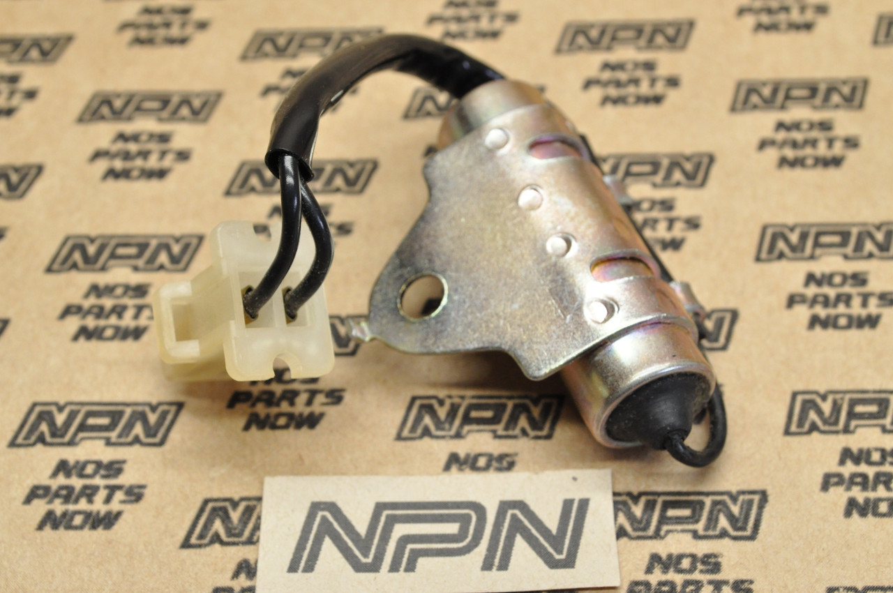 NOS Yamaha 1976-77 XS360 1978-79 XS400 Ignition Condenser 1L9-81625-50