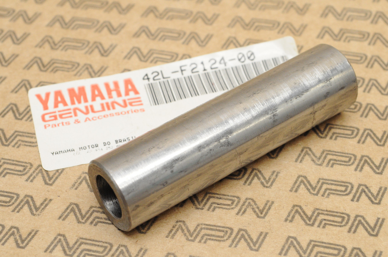 NOS Yamaha 1990-98 RT180 Swing Arm Bushing #2 42L-F2124-00