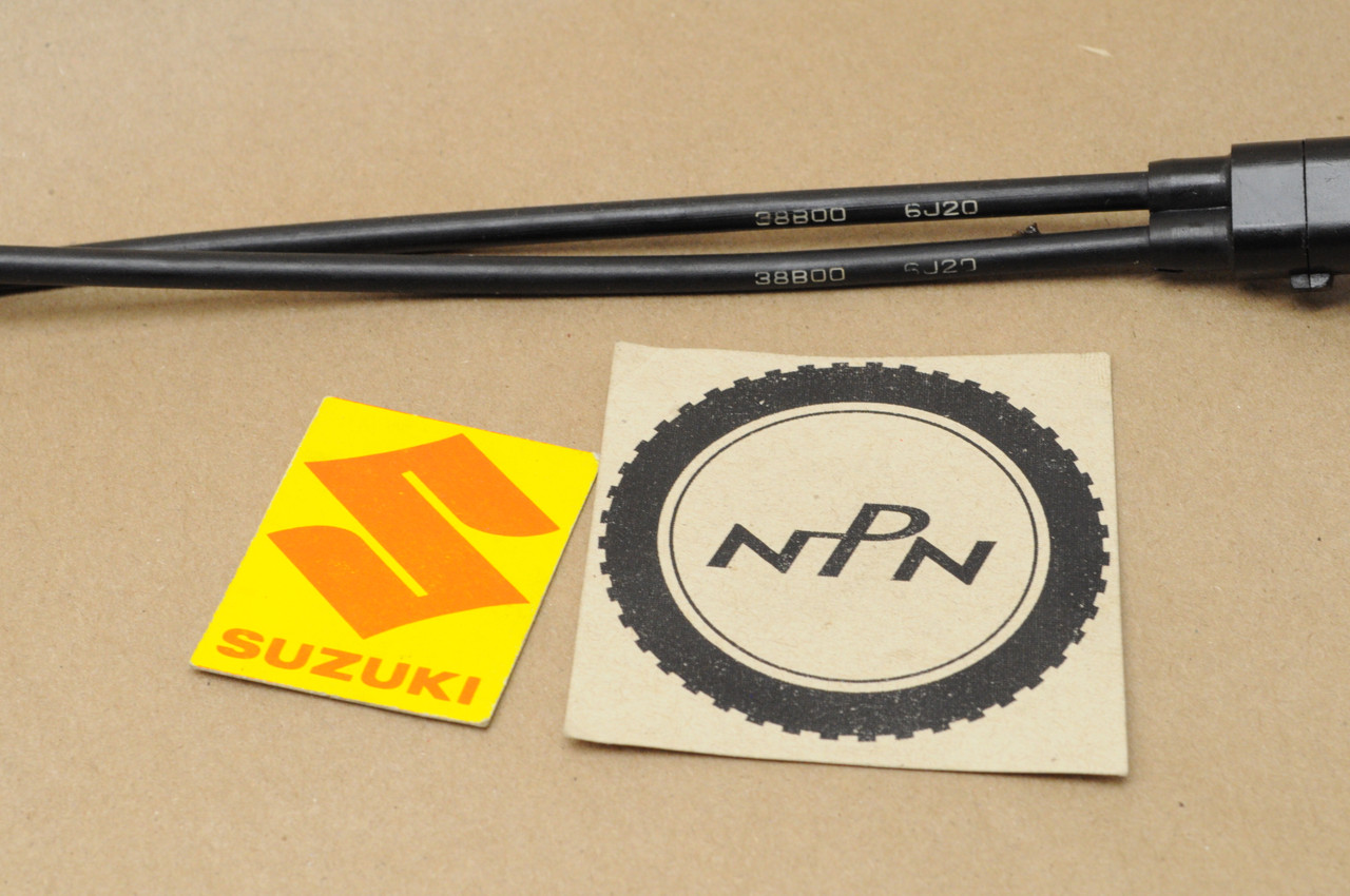 NOS Suzuki 1988-95 VS1400 Intruder Throttle Cable 58300-38B00