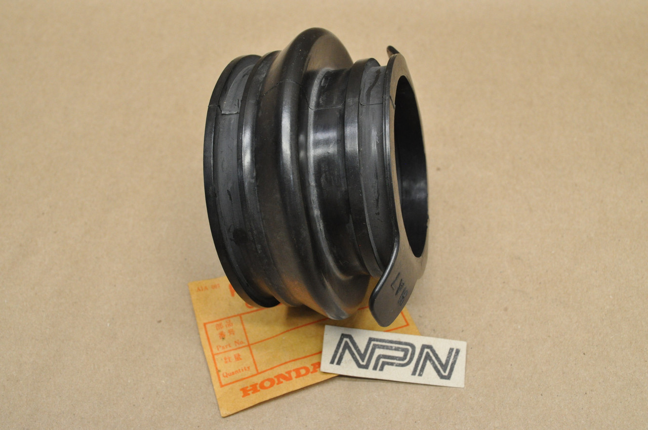 NOS Honda TRX350 TRX350D Fourtrax Front Drive Shaft Joint Boot 52105-HA7-670