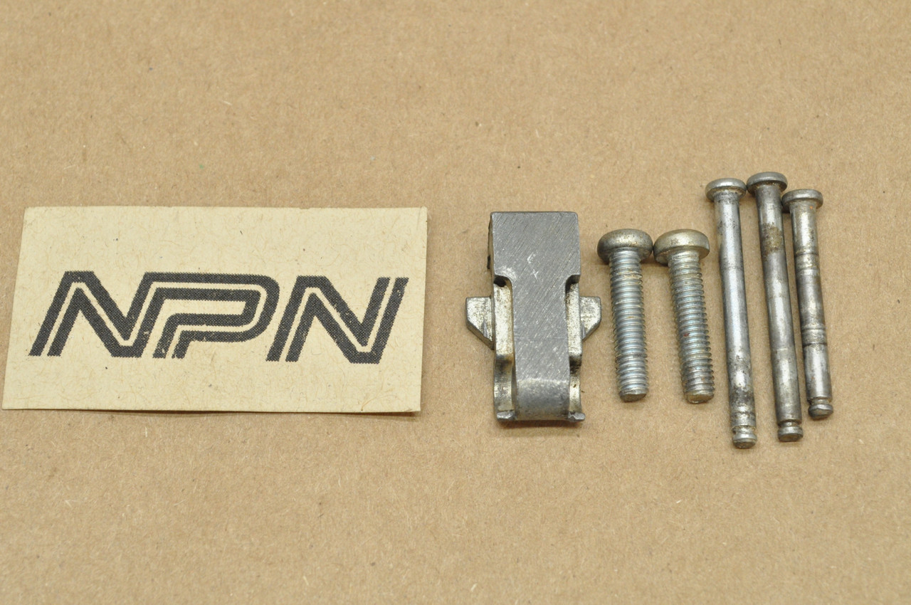 Vtg OEM Yamaha RD250 RD350 TX500 TX650 TX750 XS2 XS650 Gas Cap Hook Lot 341-24628-00