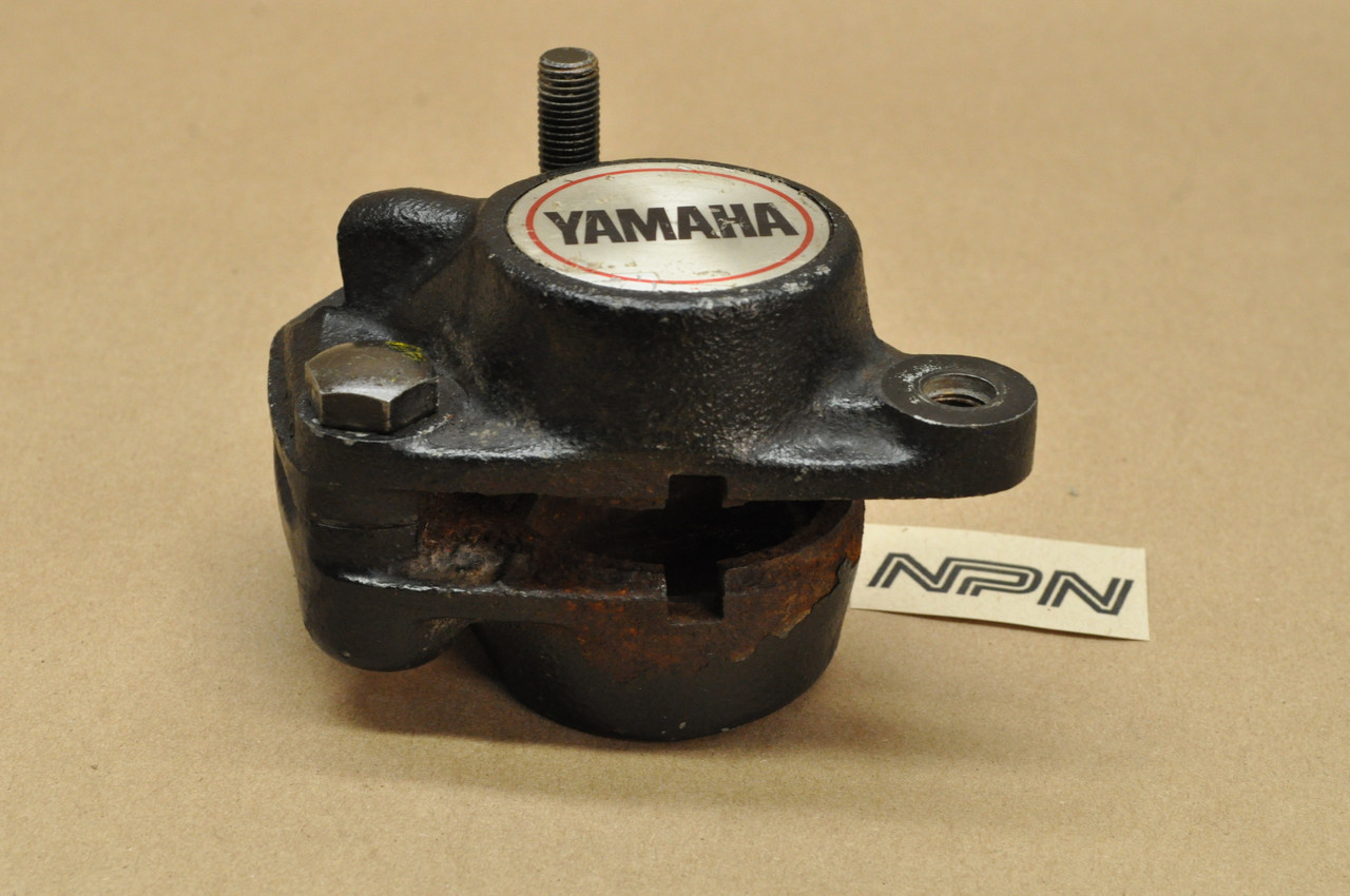 Vtg OEM Yamaha 1976-77 RD400 1974 TX650 1975 XS650 Front Right Brake Caliper 533-25810-12