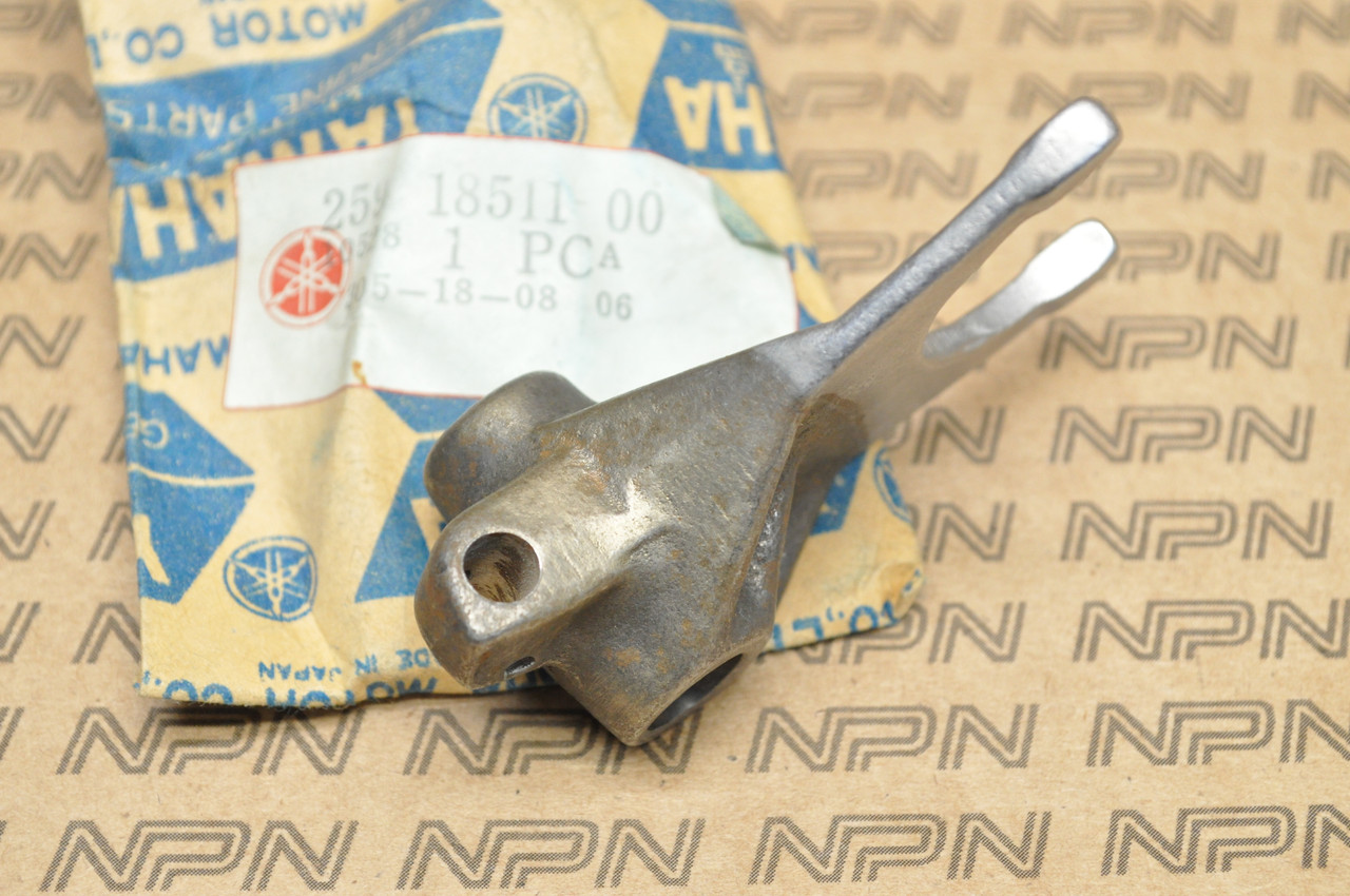 NOS Yamaha 1971 JT1 1972 JT2 Gear Shift Fork 259-18511-00