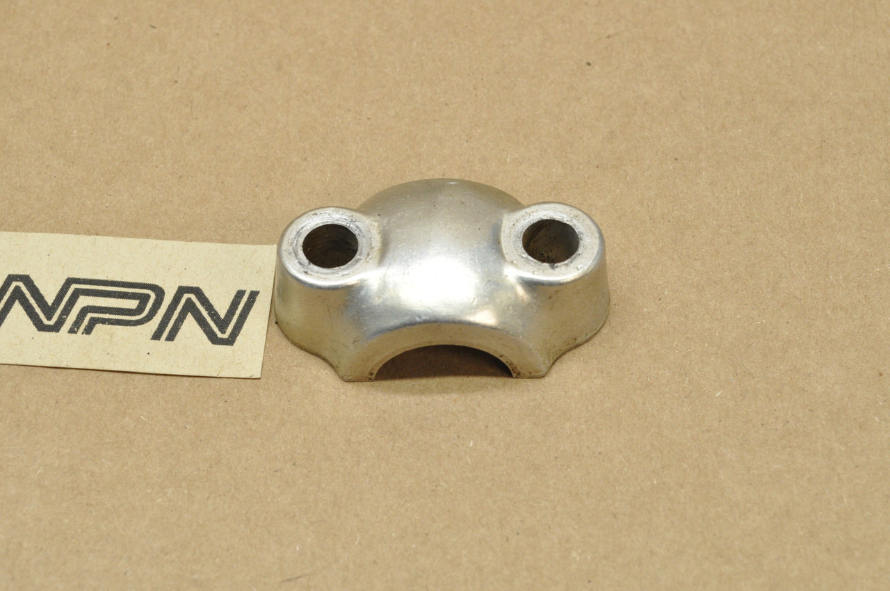 Vtg OEM Yamaha RD250 RD350 RD400 TX500 TX650 XS2 XS500 Fork Axle Holder 306-23167-60