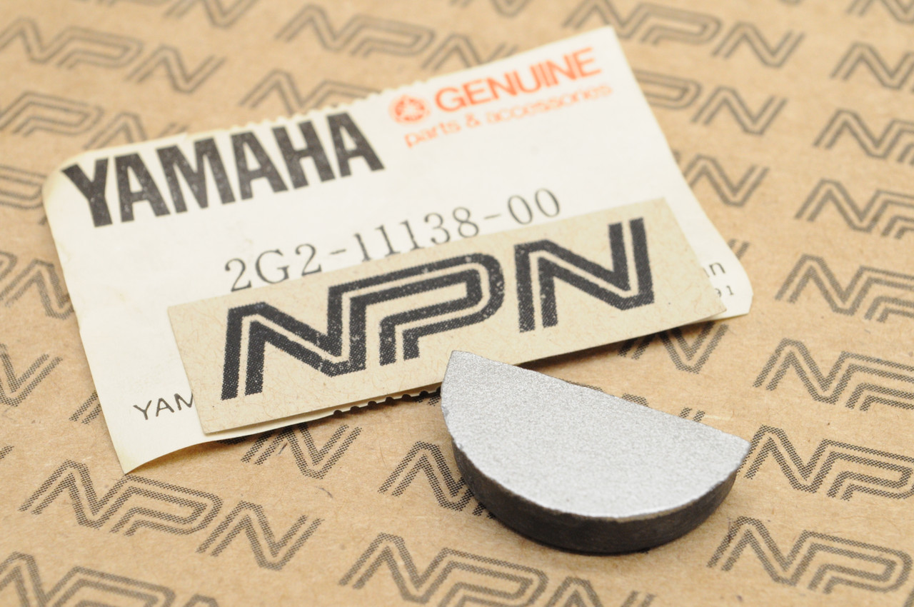 NOS Yamaha DT125 XJ1100 XJ650 XS1100 XS750 Cylinder Head Plug 2G2-11138-00