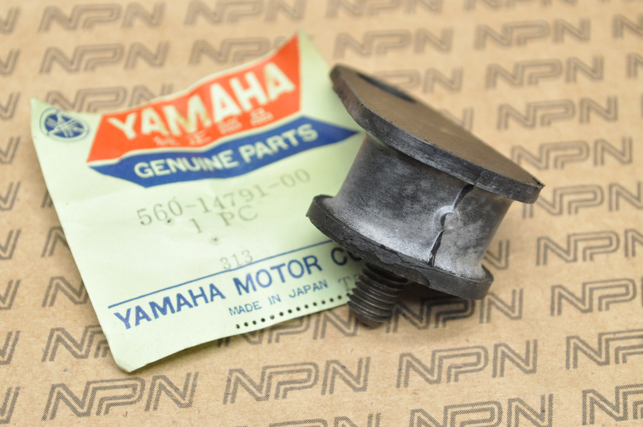 NOS Yamaha 1976 DT125 TT500 Exhaust Muffler Stay Bracket 560-14791-00