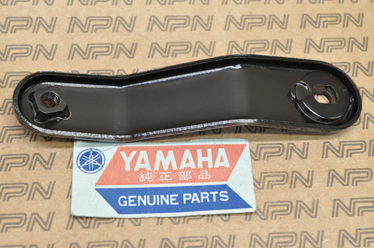 NOS Yamaha 1974-76 YZ80 Exhaust Muffler Pipe Silencer Stay Bracket 462-14791-00
