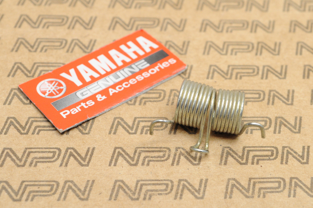 NOS Yamaha AT1 ATMX CT1 DT1 GTMX HT1 R5 XS2 Seat Lever Spring 214-24758-00