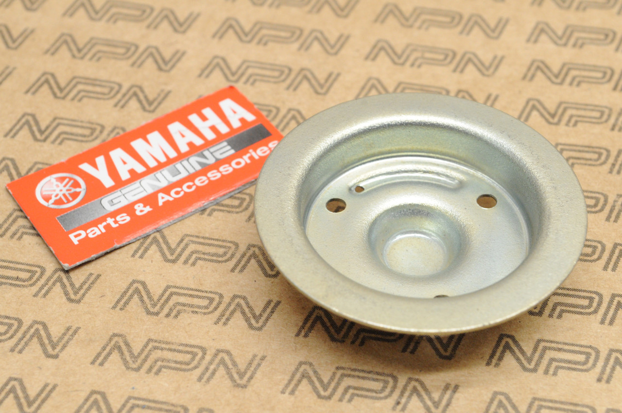 NOS Yamaha 1973-74 DT100 DT125 1974 DT250 DT360 Gas Fuel Tank Gasket Plate 437-24615-00