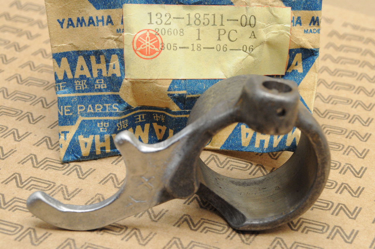 NOS Yamaha 1966-67 YL1 Gear Shift Fork #1 132-18511-00