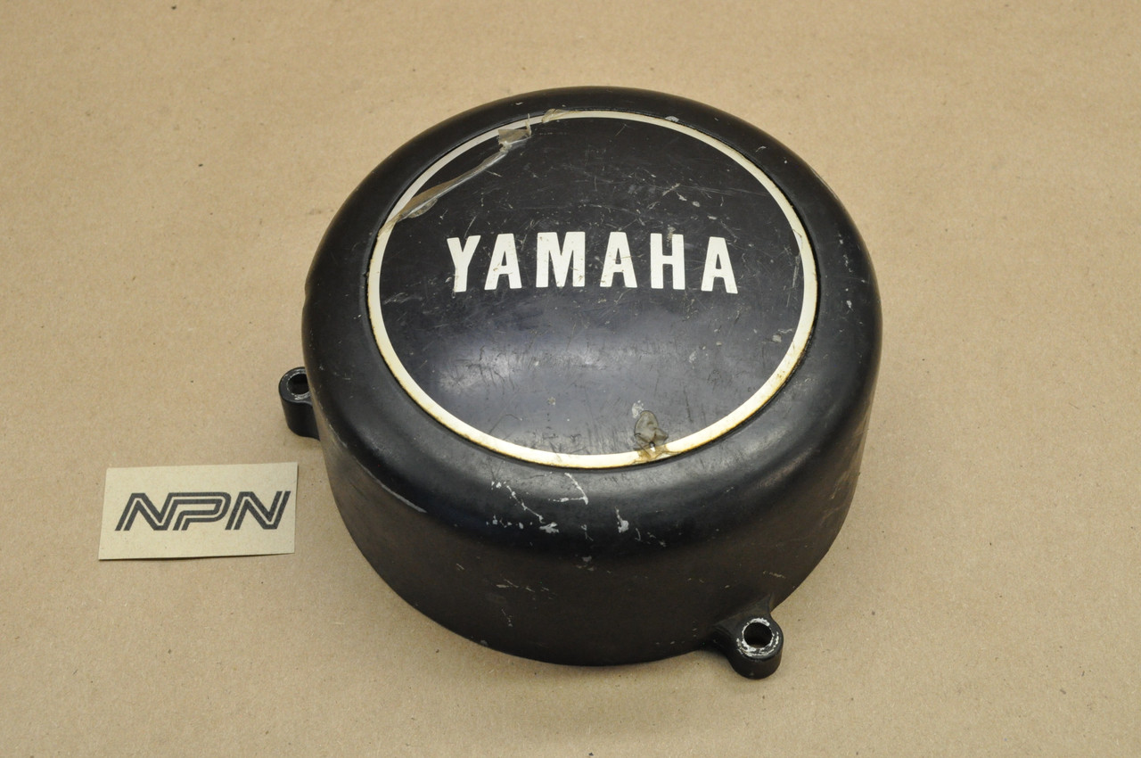 Vtg OEM Yamaha 1974-75 RD200 Generator Stator Magneto Cover w/ Emblem 397-15415-00