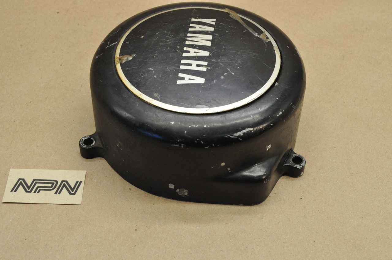 Vtg OEM Yamaha 1974-75 RD200 Generator Stator Magneto Cover w/ Emblem 397-15415-00