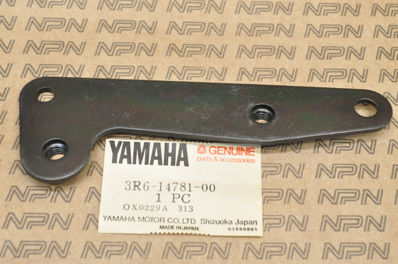 NOS Yamaha 1980-81 IT175 Exhaust Muffler Stay Mount Bracket 3R6-14781-00