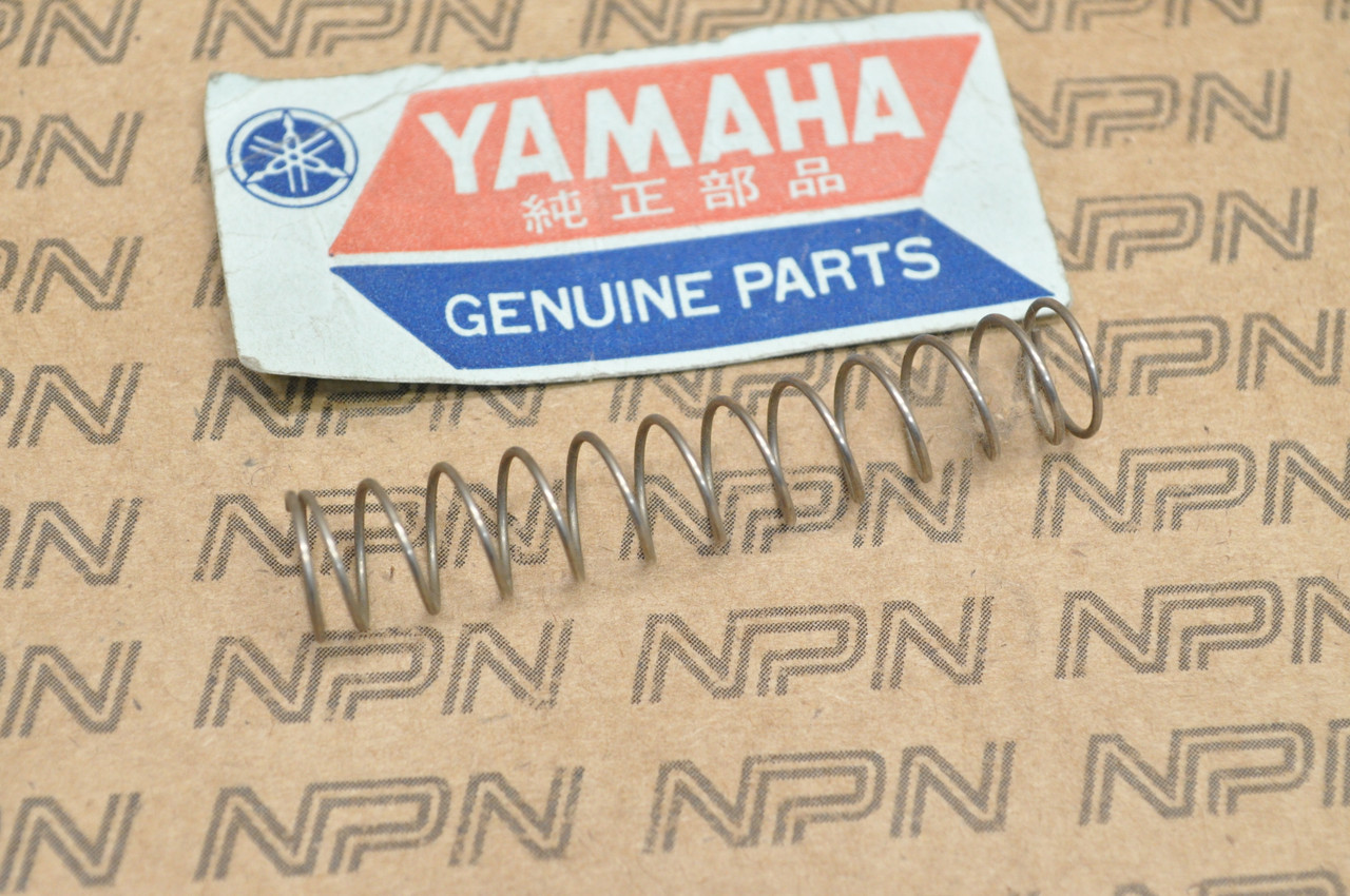 NOS Yamaha Carburetor Fitting Screw For 1971 JT1 – Vintage Part 288-14125-00, 30-Day Warranty