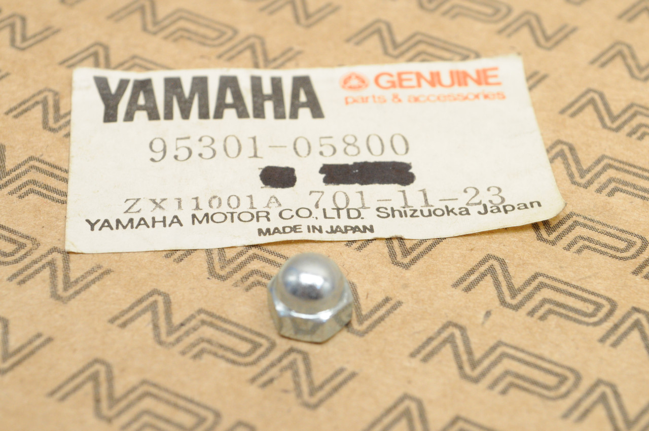 NOS Yamaha 1978 XS750 Speedometer Tachometer Crown Nut 95301-05800