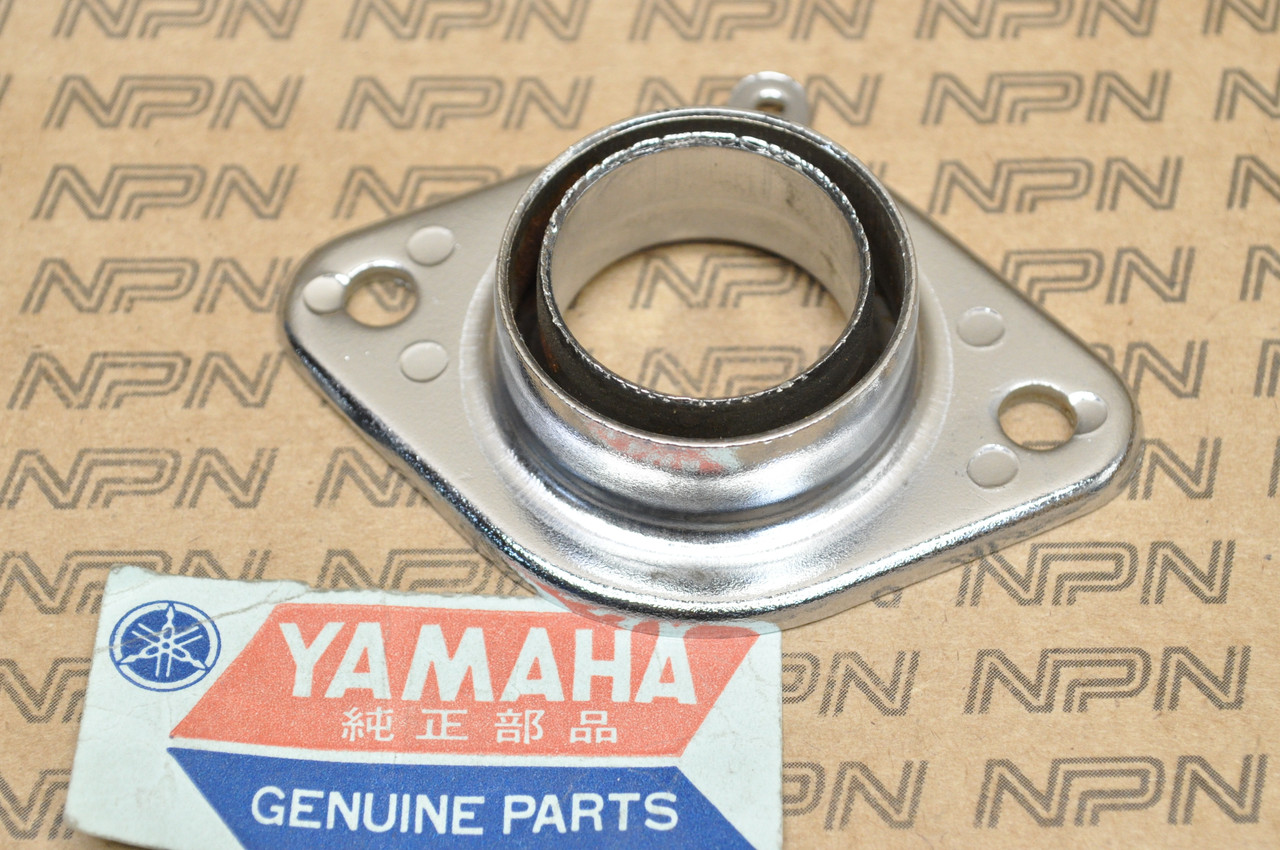 NOS Yamaha 1974-75 MX100 Muffler Exhaust Pipe Ring Nut 403-14612-00
