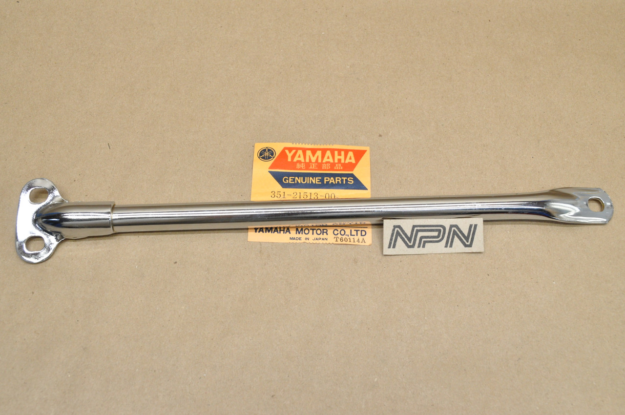 NOS Yamaha 1973-75 RD250 RD350 Front Fender Stay Bracket 351-21513-00