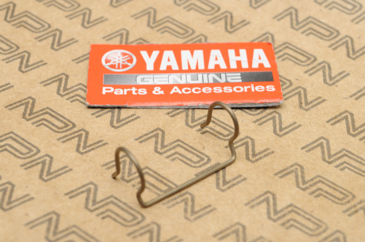 NOS Yamaha 1976 TY175 Crank Case Cover Clamp 90465-10033