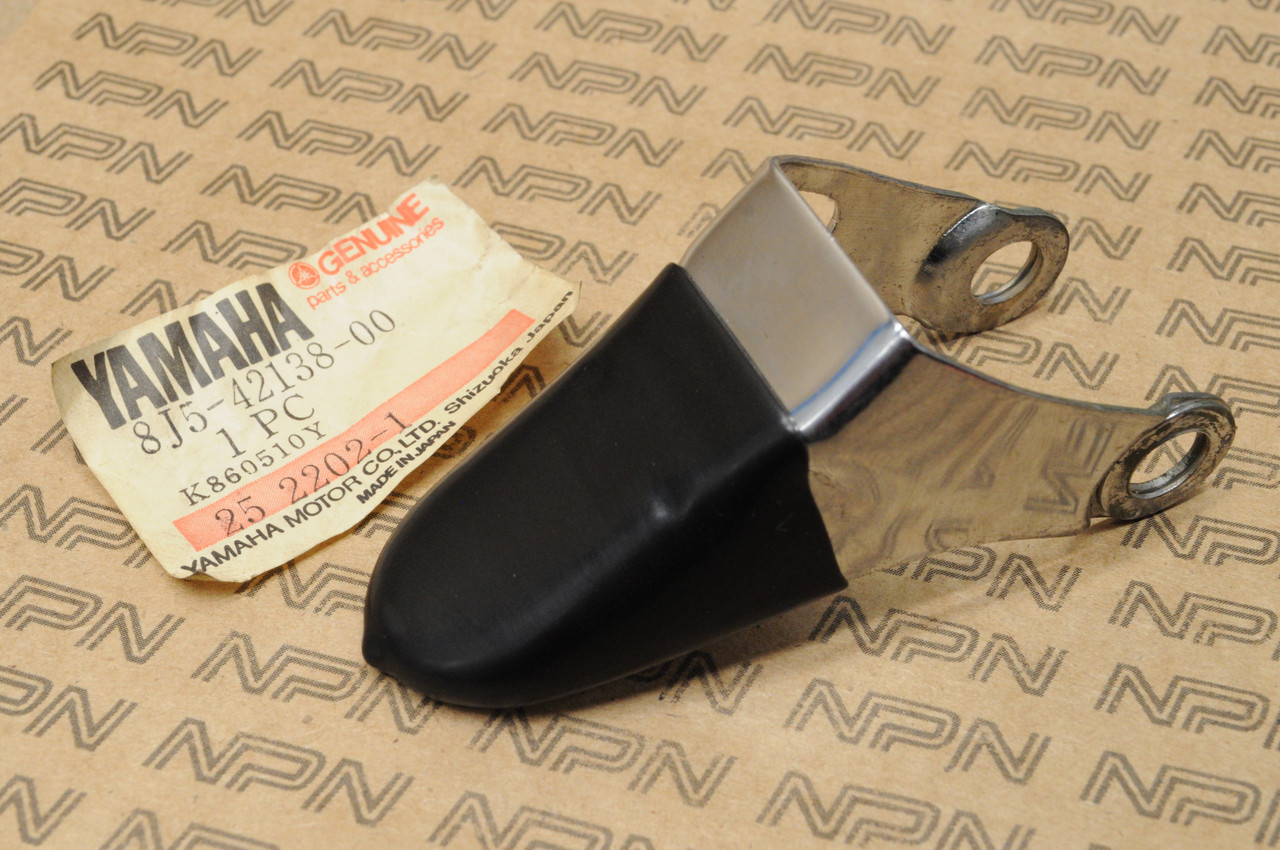 NOS Yamaha 1980-1982 YT125 Tri Moto Throttle Lever 8J5-42138-00