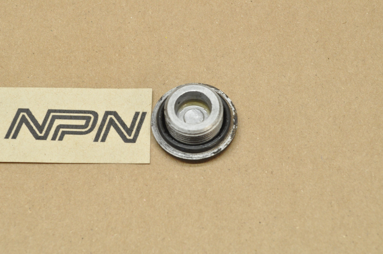 Vtg OEM Honda ATC125 ATC200 TRX125 TRX200 Inspection Timing Cap Plug 90081-958-680