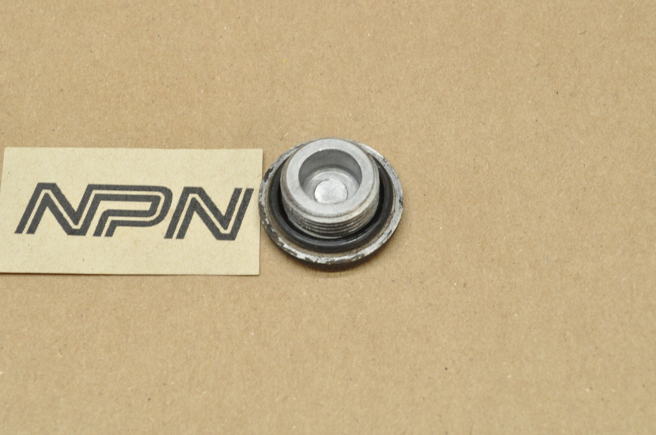 Vtg OEM Honda ATC125 ATC200 TRX125 TRX200 Inspection Timing Cap Plug 90081-958-680