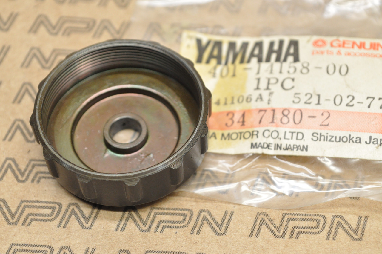 NOS Yamaha DT175 MX125 MX175 RD250 RD350 YZ125 Chamber Cap 401-14158-00