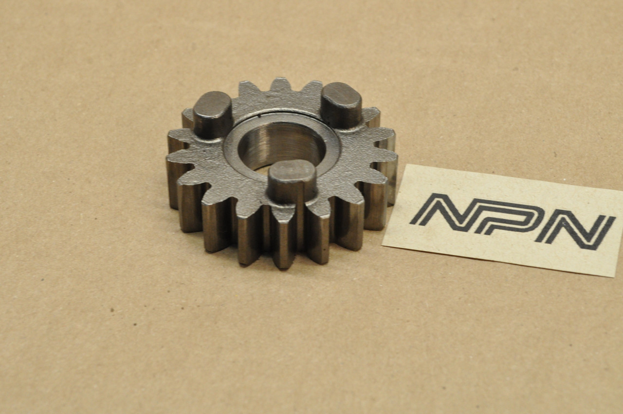Vtg OEM Honda 1982-83 ATC200 E Big Red Sub Transmission Low Drive Gear 18T 23931-958-680
