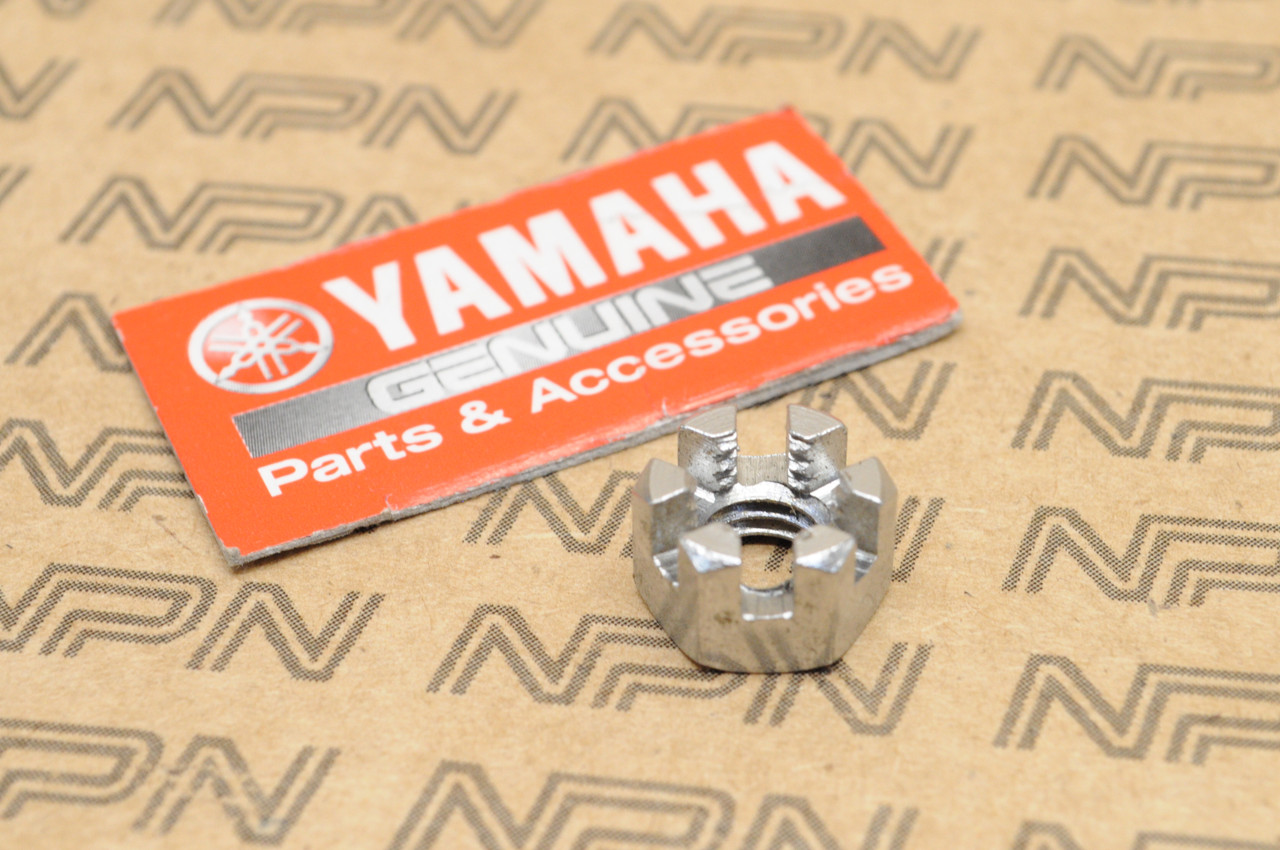 NOS Yamaha 1974 DT250 DT360 Rear Wheel Slotted Castle Nut 95303-08900