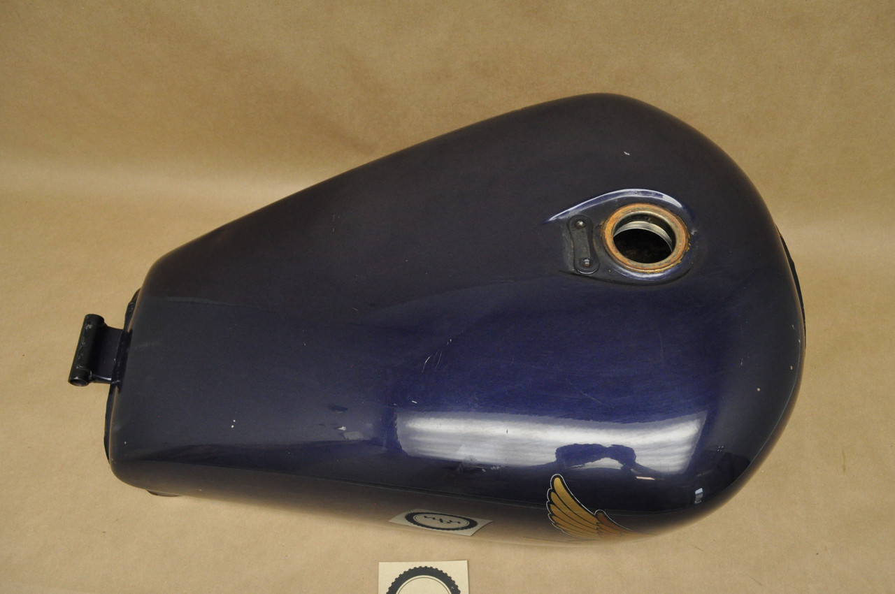 Vtg OEM Honda 1982 VF750 C V45 Magna Fuel Gas Tank Imperial Blue 175A1-MB1-000 ZB