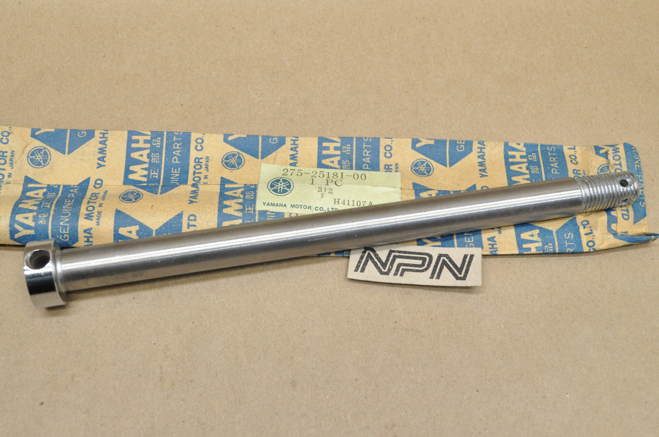 NOS Yamaha DT1 DT400 MX125 MX250 RT1 YZ100 YZ125 YZ175 Wheel Axle 275-25181-00