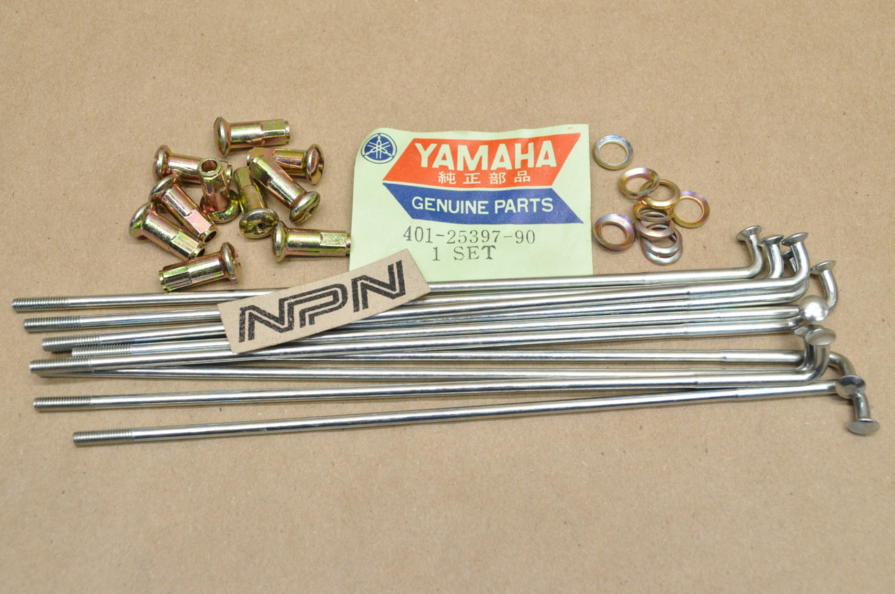 NOS Yamaha MX125 MX175 YZ125 Rear Wheel Outer Spoke & Nipple Set 401-25397-90
