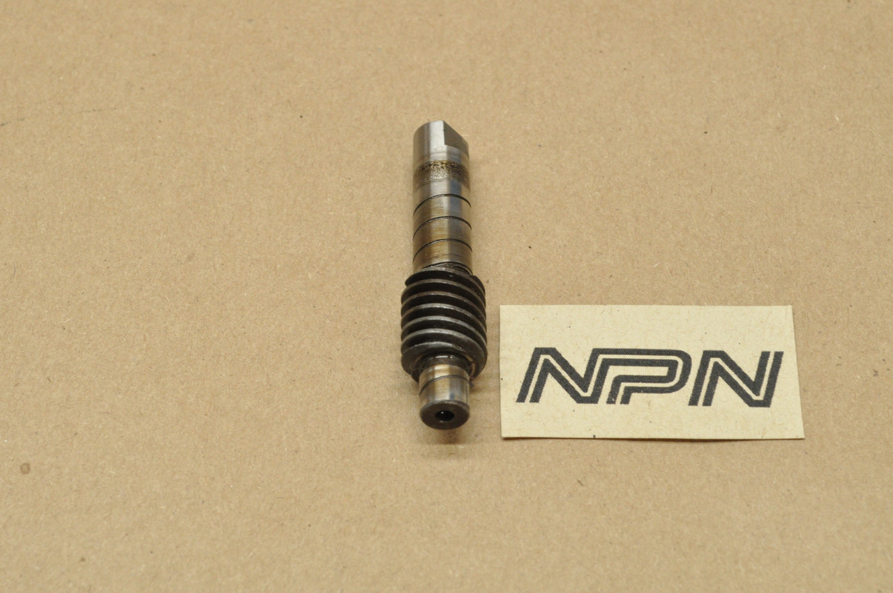 Vintage OEM Yamaha 1965-66 YDS3 YM1 Oil Pump Worm Shaft 159-13175-00