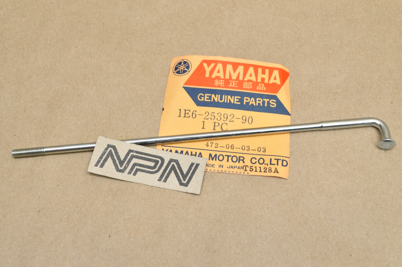 NOS Yamaha 1976-79 XT500 Rear Wheel Outer Spoke 1E6-25392-90