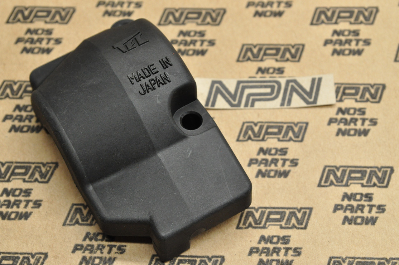 NOS Honda TR200 TRX125 TRX200 TRX250 TRX300 Lower Switch Housing 35201-HB7-671